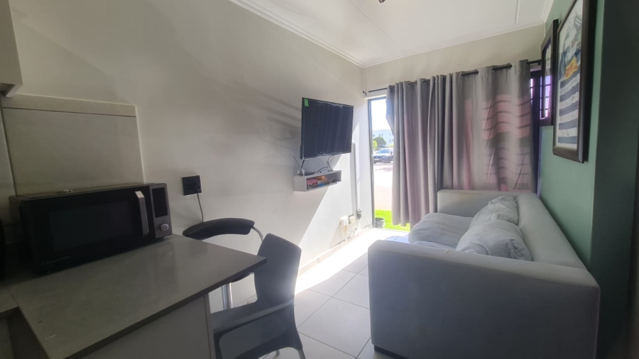 To Let 1 Bedroom Property for Rent in Belhar Western Cape